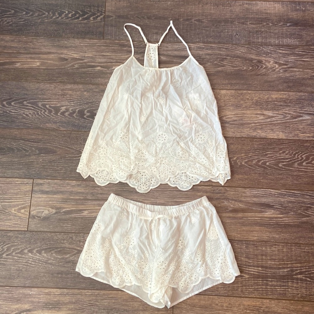 Linea Donatella 2 piece set. Size medium.